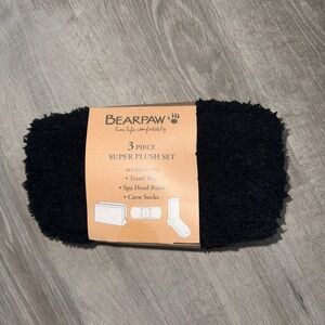 BearPaw Black Plush Accessory Set
